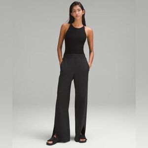 Lululemon Stretch Woven Wide-Leg High-Rise Pant